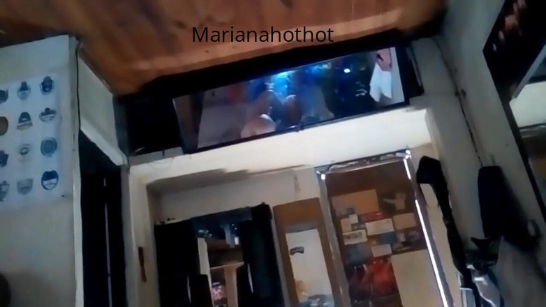 Marian sofar: Marianahot miluje ptáky