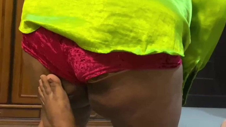 Sexual desires: Гарячі індійські великі сиськи Bhabhi з Bhaiya