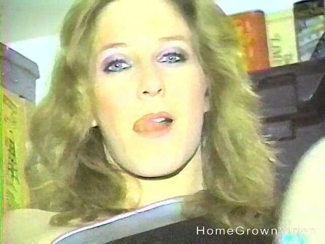 Homegrown Vintage: Flexible Babe Loves Her Toys!
