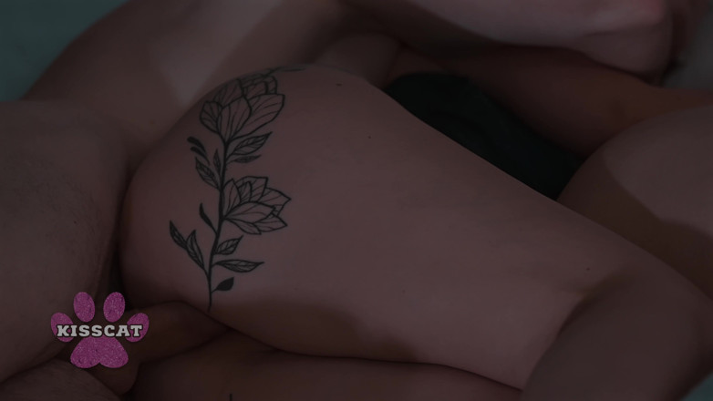 KissCat: Honeymoon Stepmoms Luna Doll Attrape Son Beau Fils Pour Une...