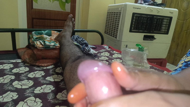 Pushpa studio: Hospodyňka šuká v kuchyni