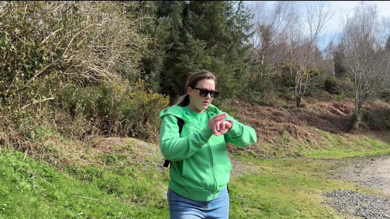 Emma Voyeur: Desperate Outdoor Wetting Jeans on the Public Trail