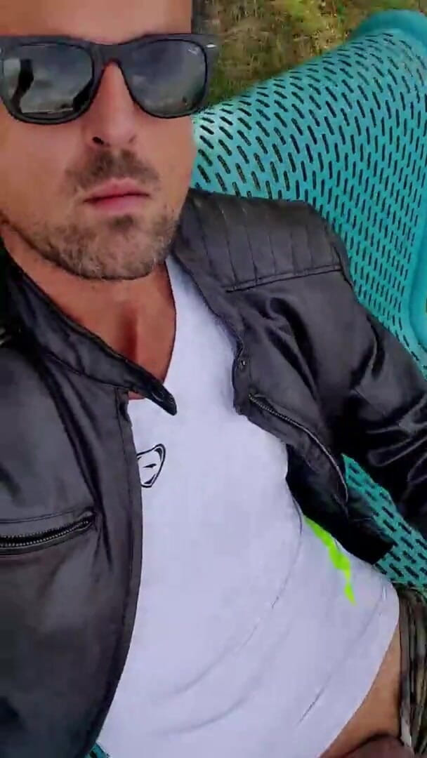 Slutboyben: Slutboyben Cam4 Publicly Exposed at Cruising Area