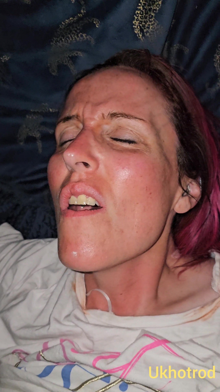 UK Hotrod: Barbacka anal creampie på vokal stönande fru