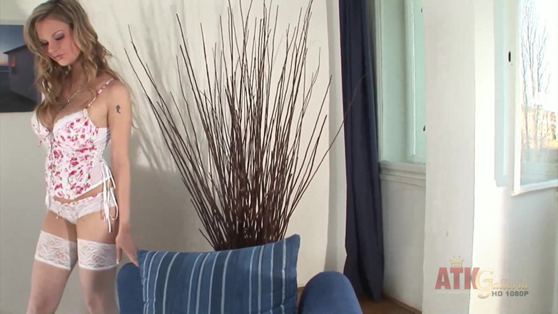 ATKIngdom Fans: Perfect babe masturbating both her holes