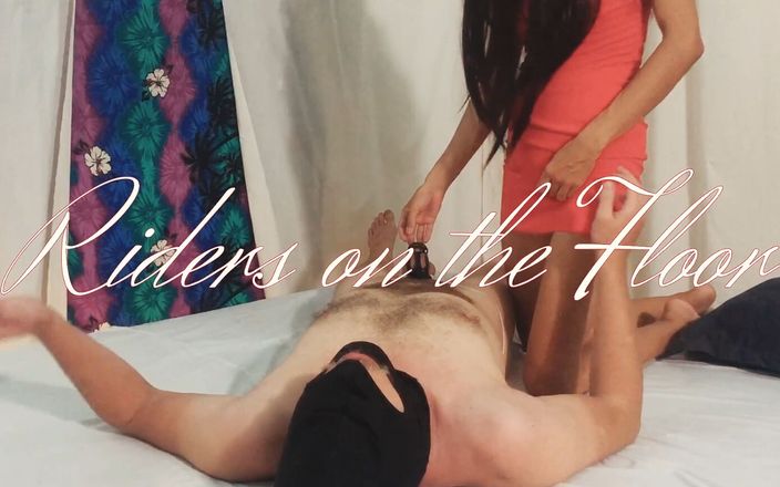 Riders on the Floor: Mestra brinca com seu escravo de castidade