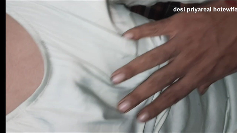 Desisexycpl123: Priya Came From the Village to Delhi, a Sex Addict,...