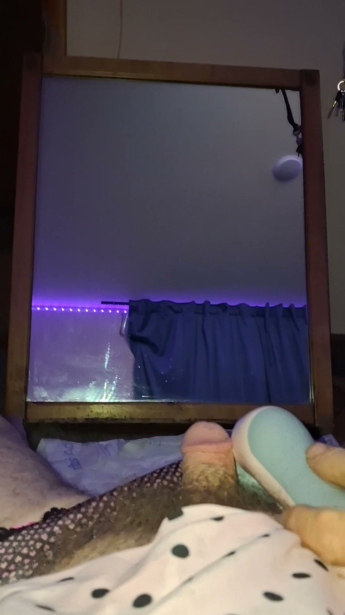 Pantygee: Piss and Cum!!! Panty Pee