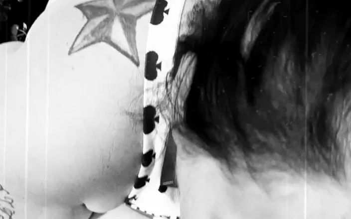 HerculesnVENUS: The Pictures Black and White She Sucks That Cock with...