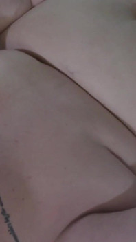 Stacxxxs mempersembahkan: sesi peregangan tiga cewek super semok - kayla peach