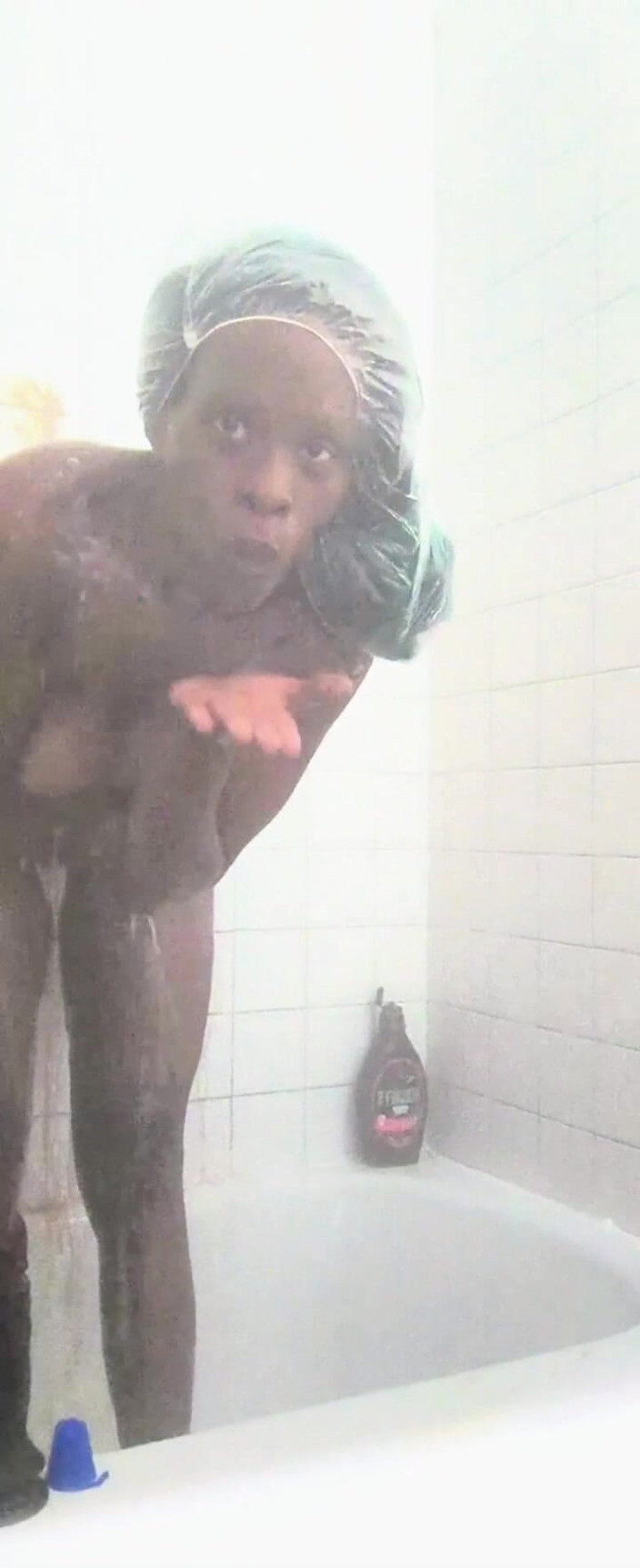 Perswayzion Xstacy: 淋浴骑乘