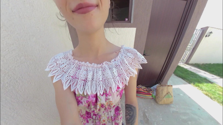 SassyTiff: La mia sorellastra non vedeva l'ora di toglierle la spesa