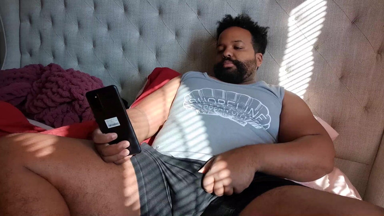 Eddie Venezuela: Bbc padrasto goza com um mini vibrador na bunda