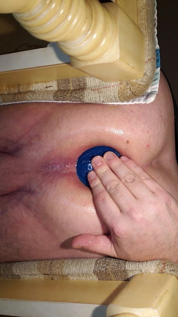 Charlieboy69: Consolador anal