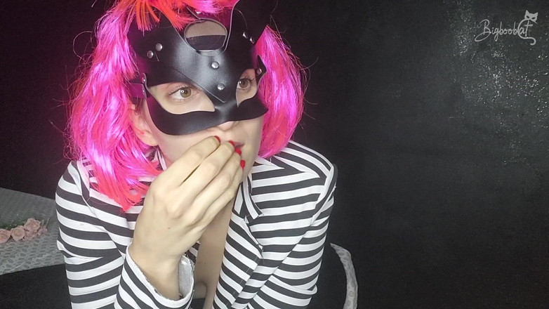 BigBoobCat: Ahoj, jsem kočička tvých snů. Chceš si se mnou hrát? Čekám...