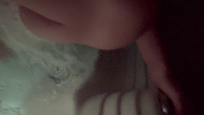 Teen amateur Latinas: Sex in the Jacuzzi - Part 2