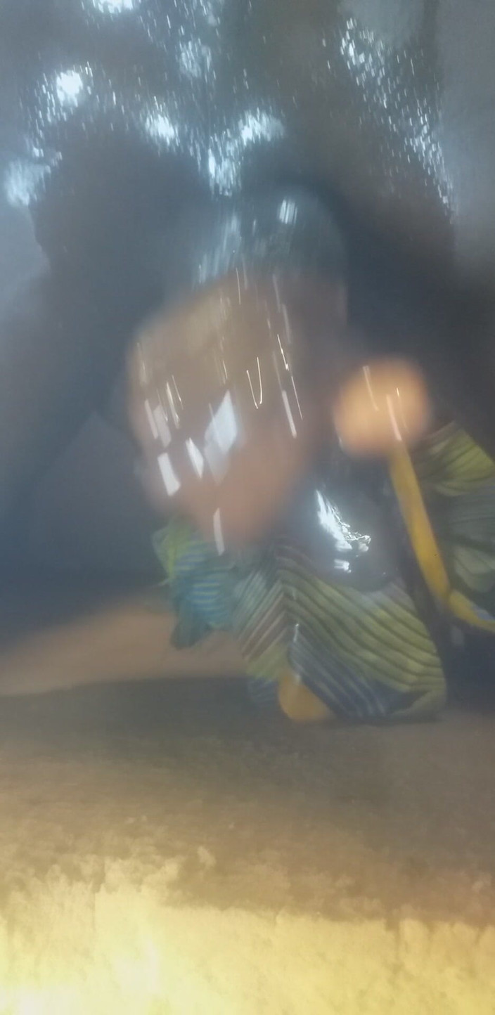 Badman4606: Я відчуваю збудження, тому вирішив мастурбувати.