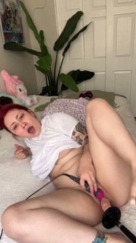 Horny Slut Fucks Herself on Camera