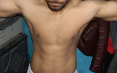 Masturbando enquanto