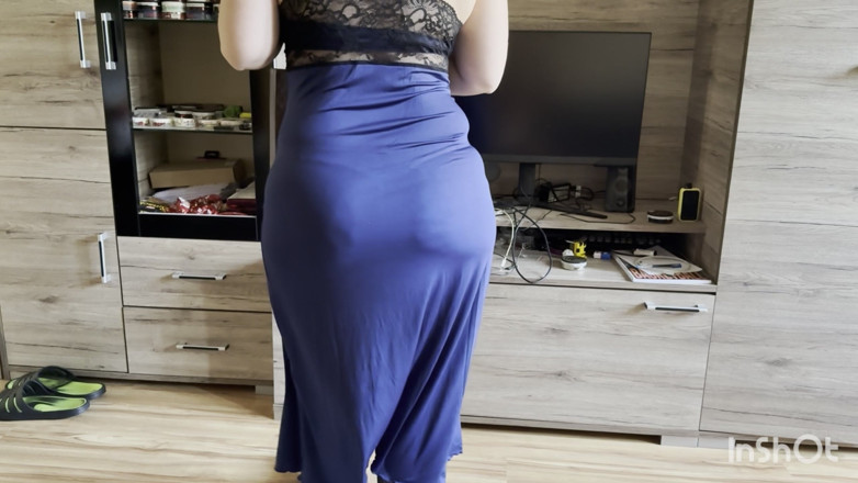 Christy x taylor: She Watches Her Rommate Packing, Gets Turned on, Which the...