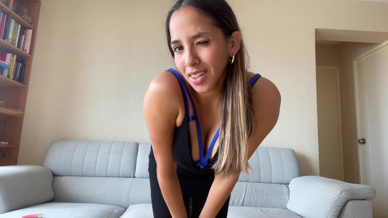 Goddess Alexa femdom: Mahasiswiku dientot sama pria lain
