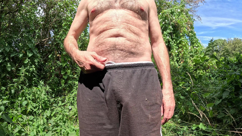 Rockardglans: Big Uncut Cock Close up Naked Wank in the Woods -...