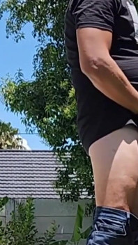 Outdoor Quickie Got Caught by a Neighbour Looking Over the Wall