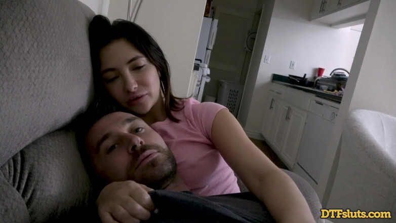 DTFSluts: James Deen is gepassioneerd door echte pornoactrice