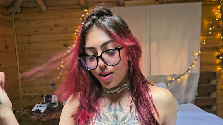 Calientehubxxx: 캐스팅 - Avii 콜롬비아