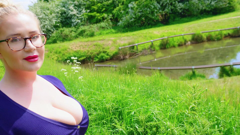 JessieHH: Ucieczka z macochą