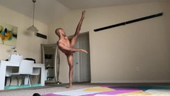 Karma Rainbow Smith D: Бедра были открыты сегодня - Огненная птичка
