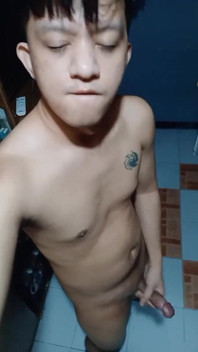 Let Me Give It to You Stepdaddy! Pinoy Twink Masturbation and Live Cum