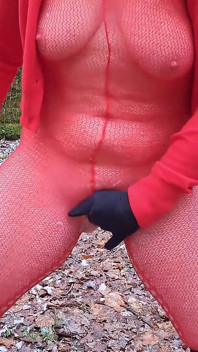Roter Ganzkörperanzug