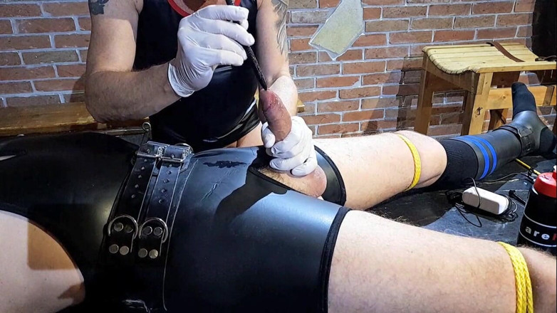 Master Drex: Sounding with neoprene dilators