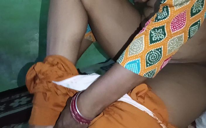 Pooja Sexy: Desi vesnická bhabhi sex video se svým sousedem