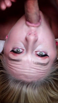 Gigi Jax is een facefuck vuistneukpartij in keelneukpartij