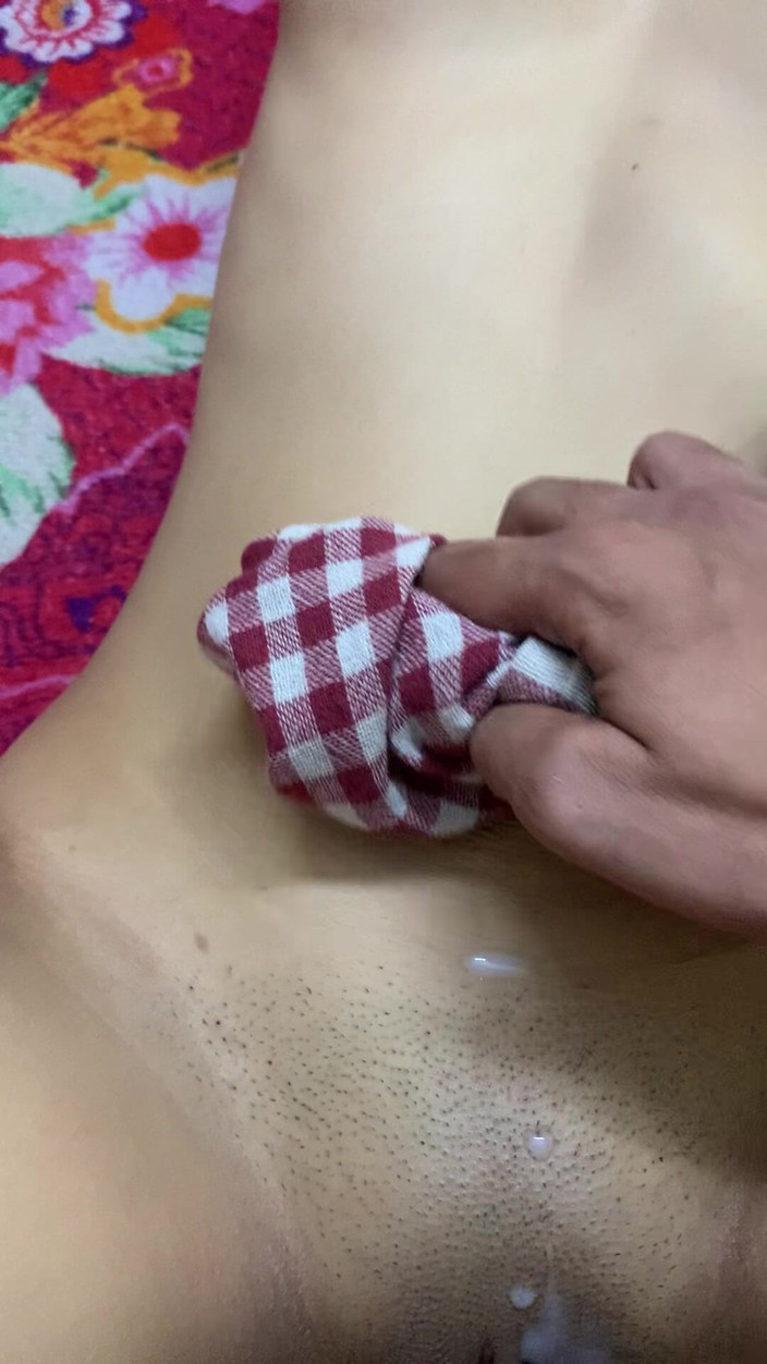 Riya mickey: Ngentot memek sempit cewek cantik india
