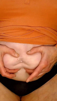 1313 navel, tieten en kontgaatje van dikke en weelderige rijpe Dawnskye1962