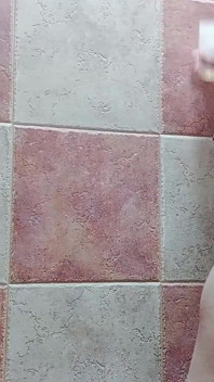Lubię cienki pieprzony prysznic