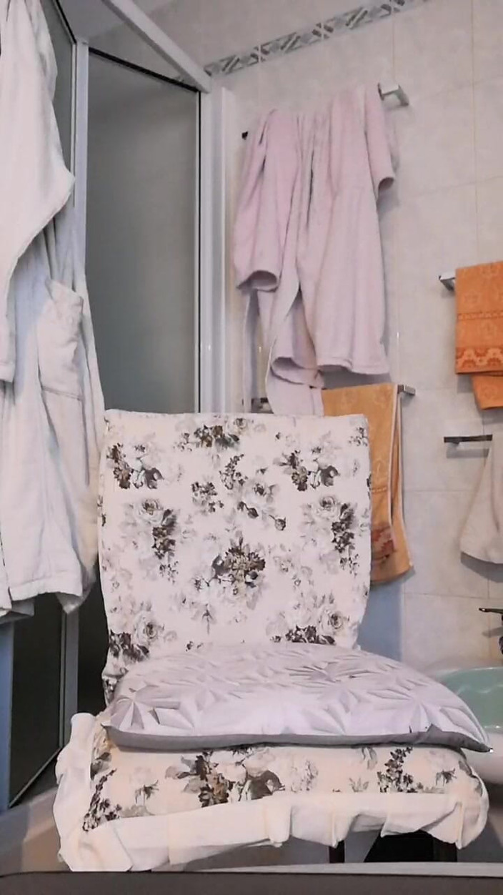 Setesesso7: Eu me masturbo com meu cu peludo e me masturbo...