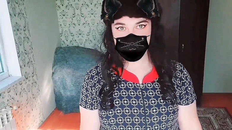 Kitty_Cross: Sweet Shemale Resting Feet in Gentle Running Water