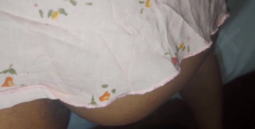 Lylsexxx: Saya bertemu dengannya di parti dan akhirnya memberikan zakarnya