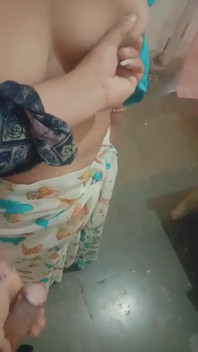 Esposa e marido fodendo de quatro