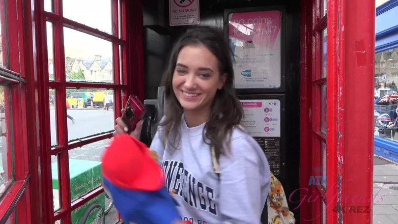 ATK Fans (Girlfriends): Gia Paige ke saath varchual vekeshan London 4/5