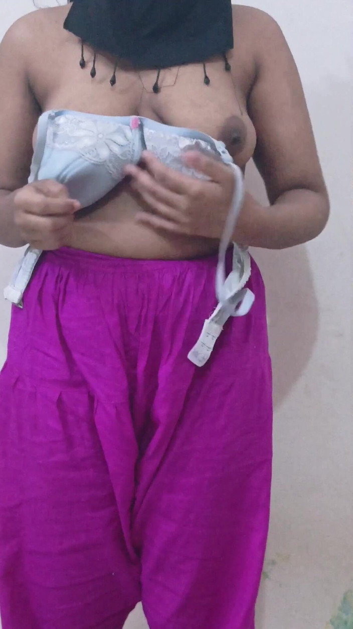 Best Couple Bd: Bardzo gorąca seksowna młoda dziewczyna Młoda cipka