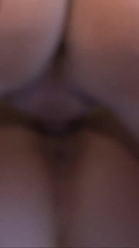 Kundička úplně voskovaná