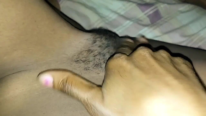 Sexe in real life: Tatlı Küçük Yaramaz Komşum, Bölüm 1