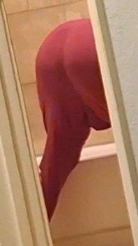 Big Pussy Granny Clean the Tub and I Come Take It