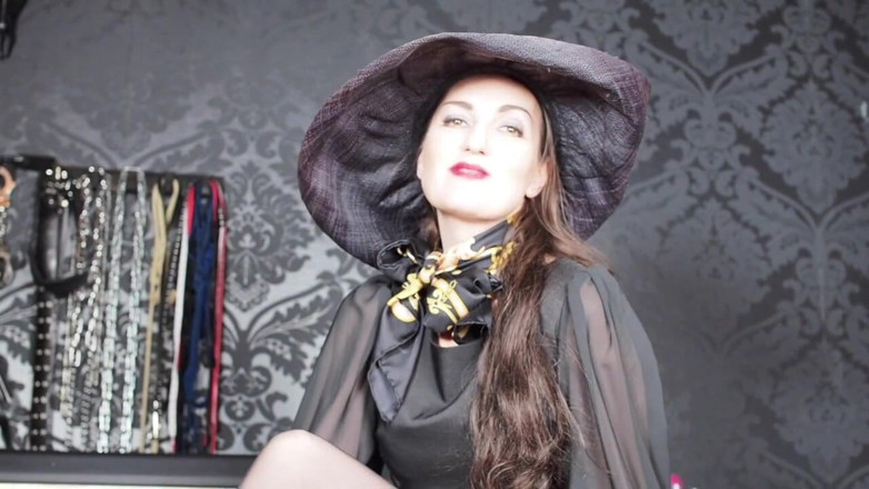 Lady Victoria Valente: Hướng dẫn thủ dâm 7 ngày cho bạn! JOI!
