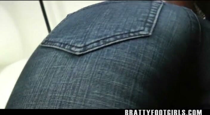 Xbrats: Kitchen Bitch Gets Triple Stomped